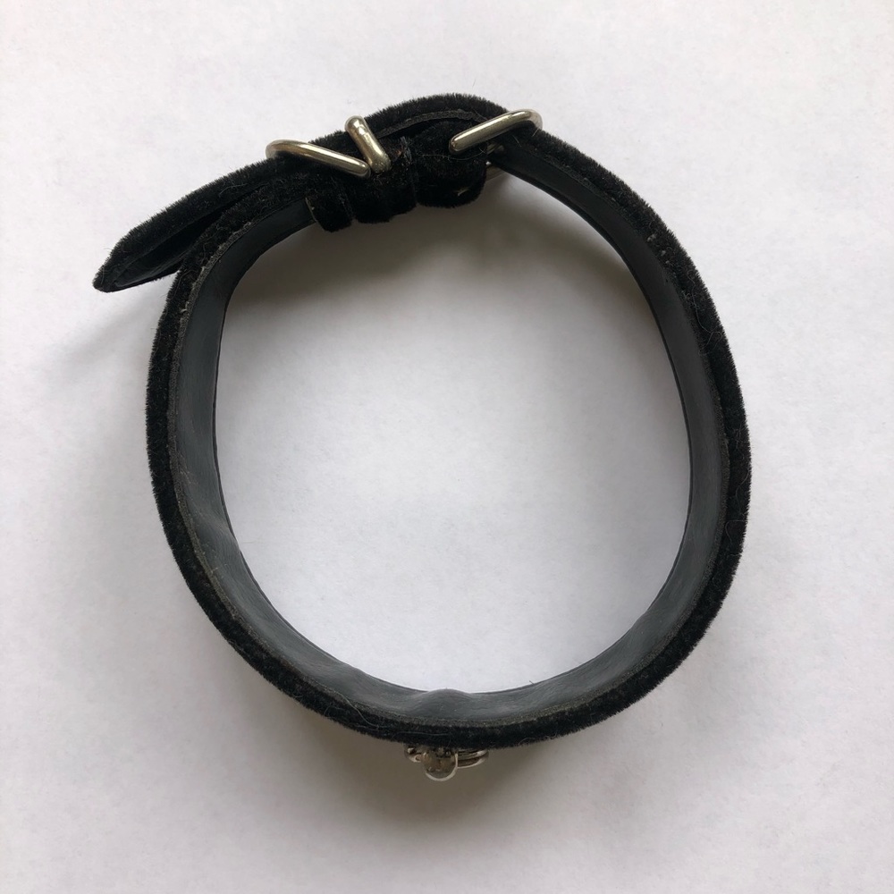Choker - Picture 3 of 4